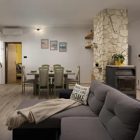 Enia Apartment Medulin Exterior photo